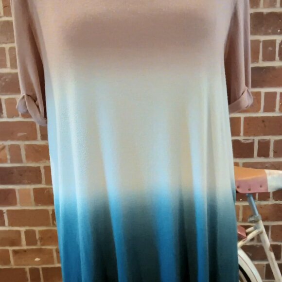 Womens π· OS Dusty Rose - White And Blue Color Bleed Short Sleeve Stretch Top π - Picture 7 of 10